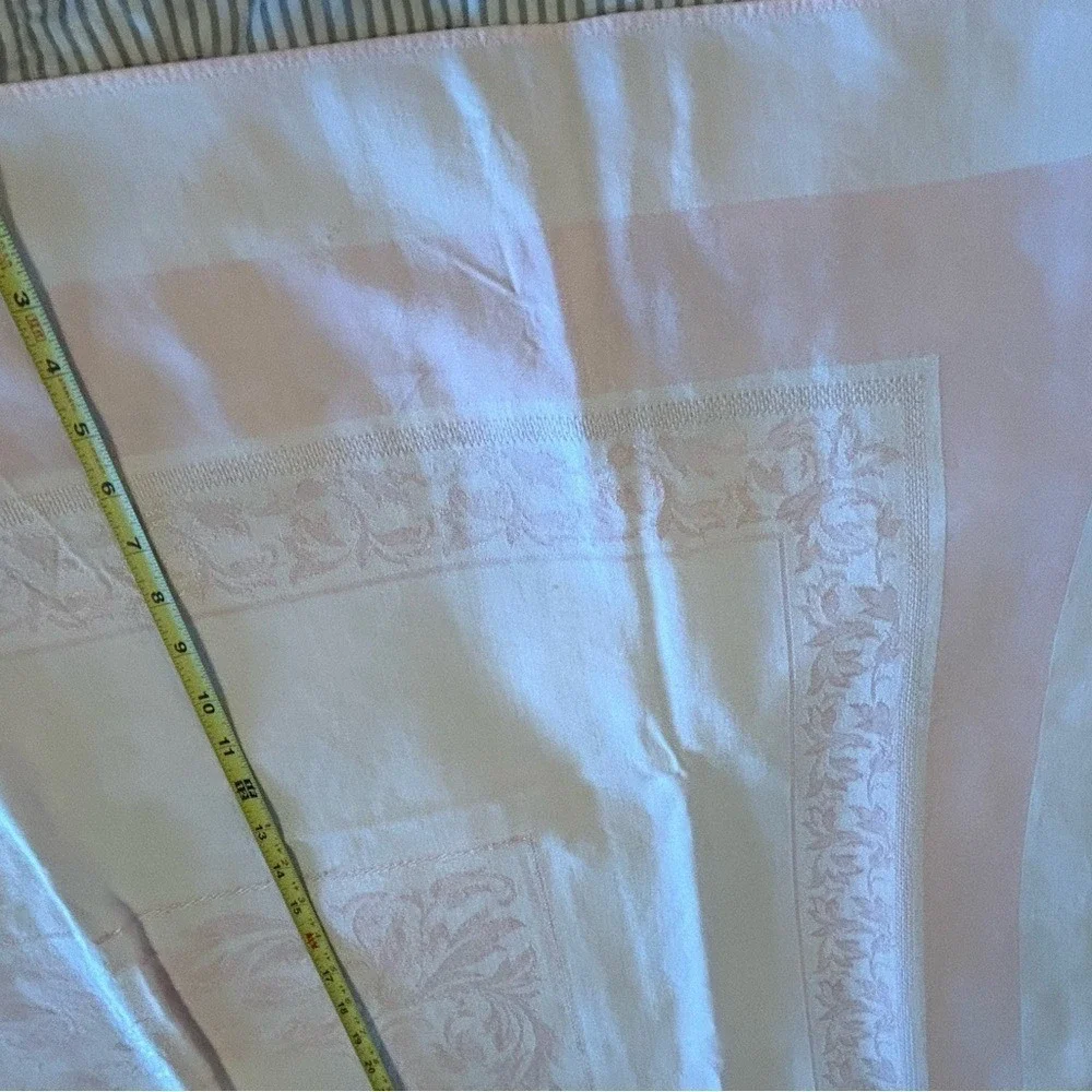 Vintage Light Cottagecore Pink Linen Tablecloth 45